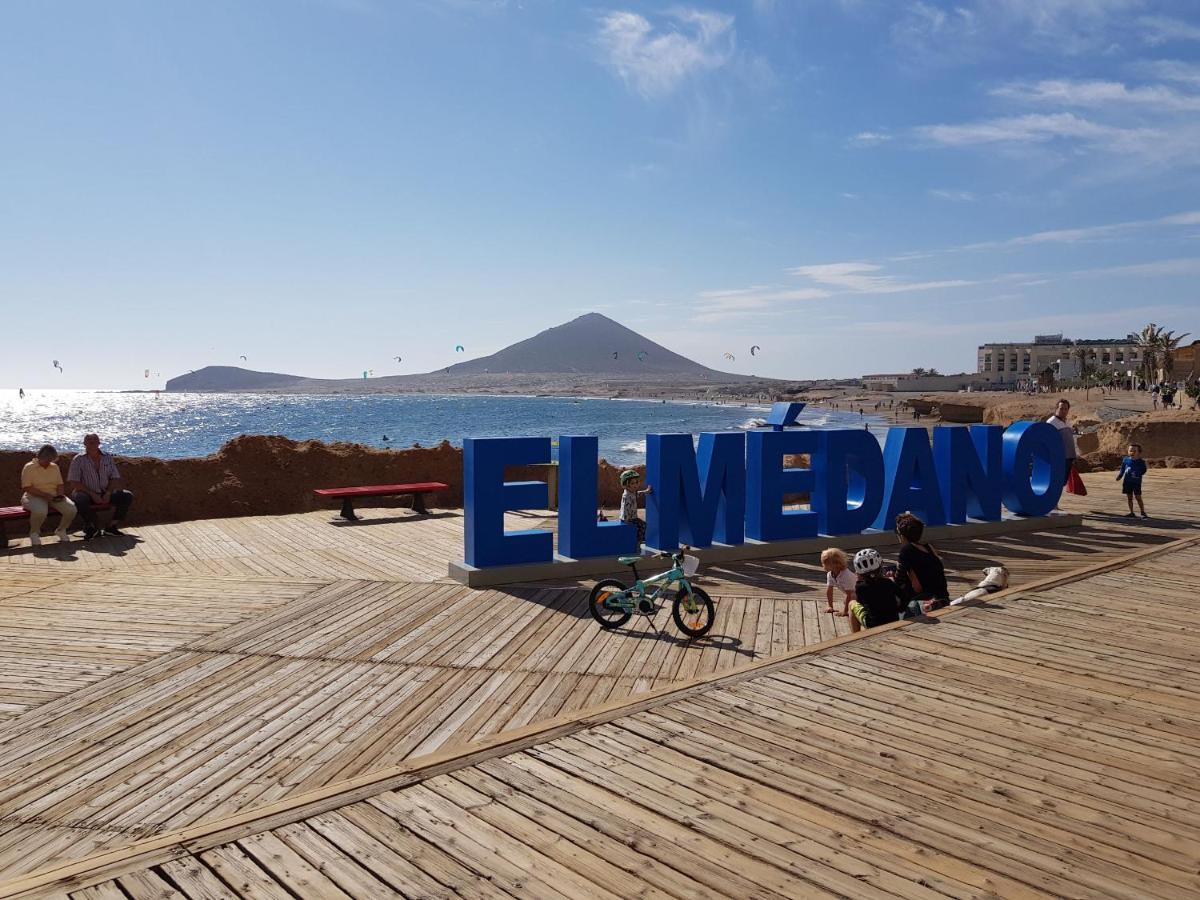 Nice Terrace In Front Of The Sea. La Jaquita Ελ Μέντανο Εξωτερικό φωτογραφία